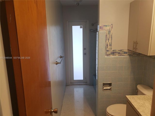 510 SW 70th Avenue, Pembroke Pines, FL 33023