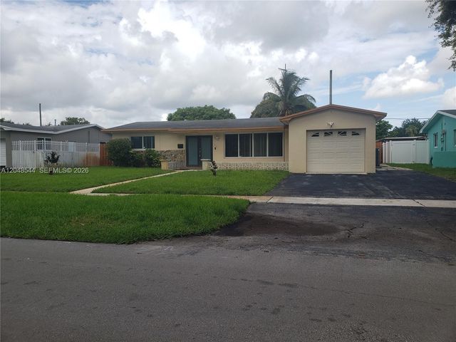 510 SW 70th Avenue, Pembroke Pines, FL 33023