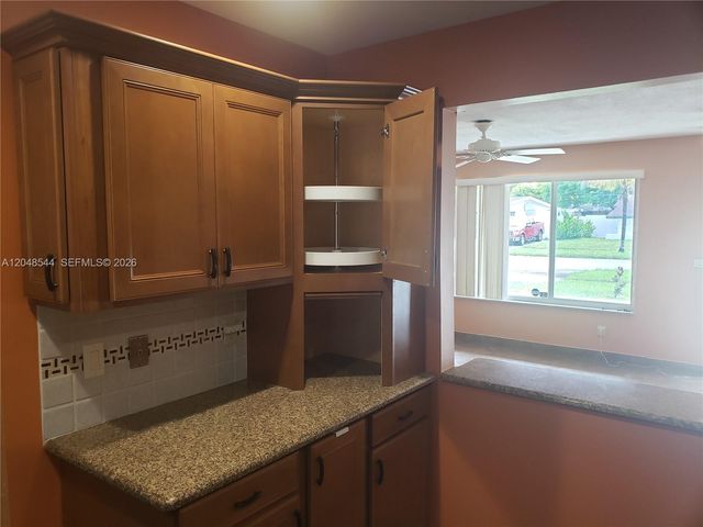 510 SW 70th Avenue, Pembroke Pines, FL 33023