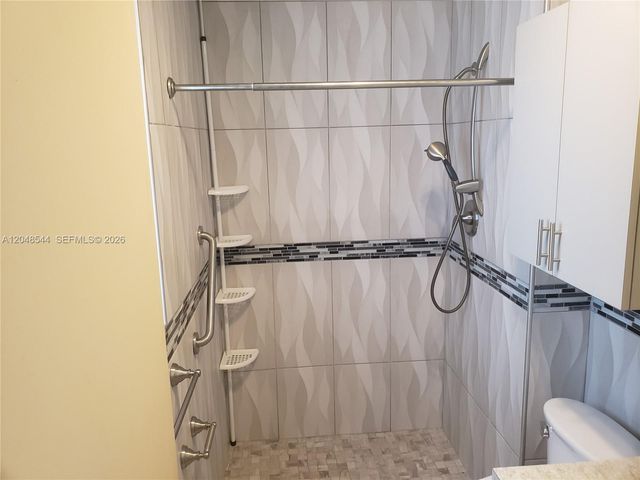 510 SW 70th Avenue, Pembroke Pines, FL 33023
