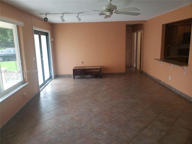 510 SW 70th Avenue, Pembroke Pines, FL 33023