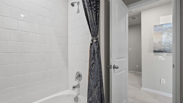 1016 LEAPING LARK Lane, Fort Worth, TX 76131