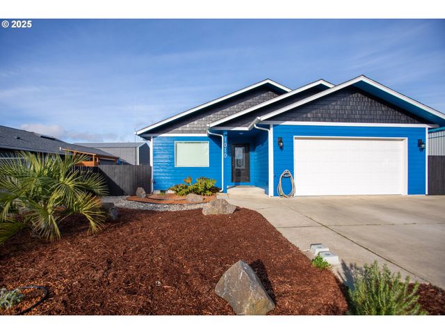 1010 RAECHEL Rd, Lakeside, OR 97449