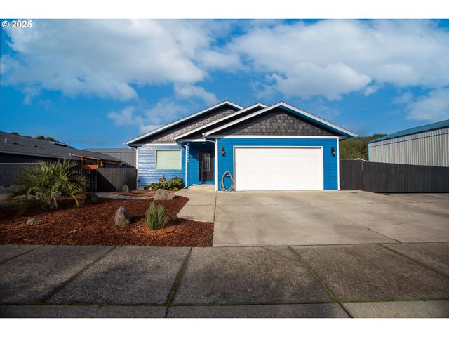 1010 RAECHEL Rd, Lakeside, OR 97449