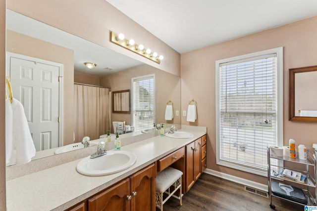 2004 DARWIN CIRCLE, Kimberly, AL 35091