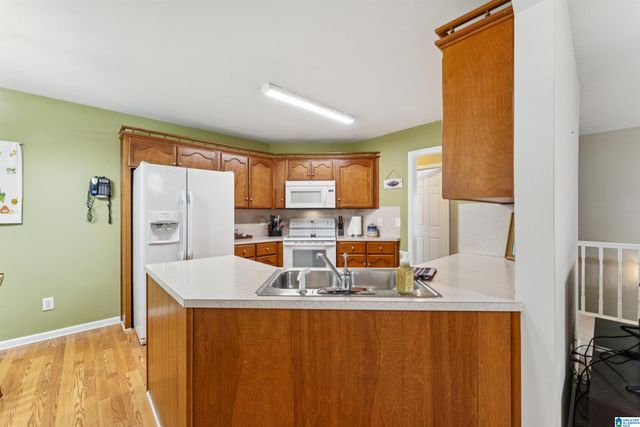 2004 DARWIN CIRCLE, Kimberly, AL 35091