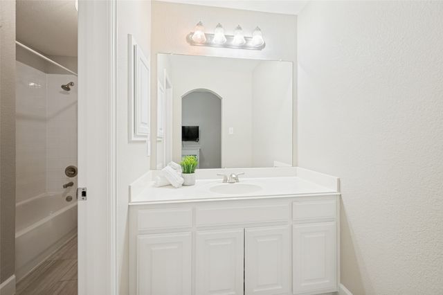 10172 Bowling Green Drive, Frisco, TX 75035