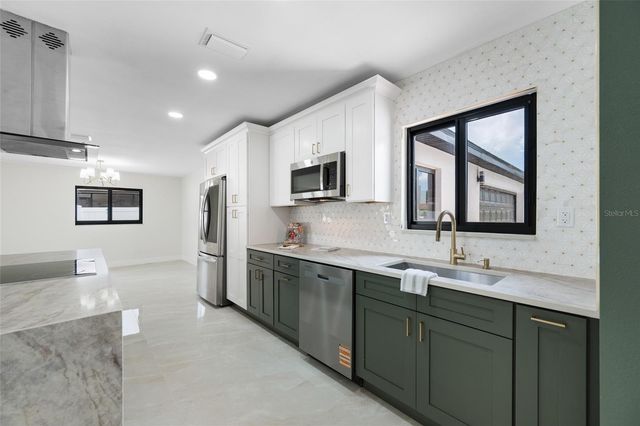 4707 W PAUL AVENUE, Tampa, FL 33611