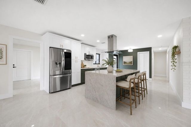 4707 W PAUL AVENUE, Tampa, FL 33611