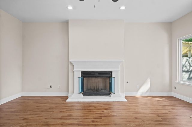 2669 E Sean Avenue, Fresno, CA 93720