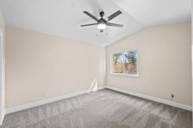 2669 E Sean Avenue, Fresno, CA 93720