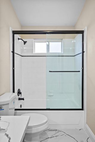 2669 E Sean Avenue, Fresno, CA 93720