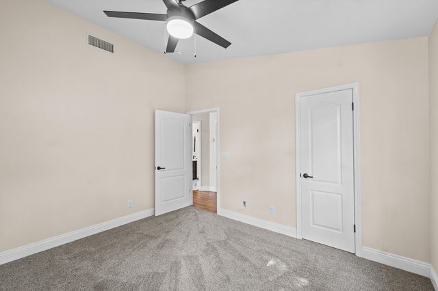 2669 E Sean Avenue, Fresno, CA 93720