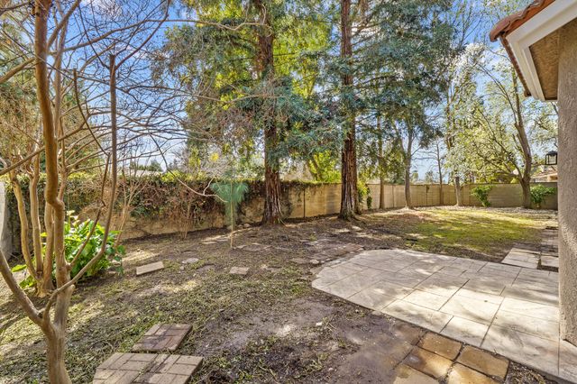 2669 E Sean Avenue, Fresno, CA 93720