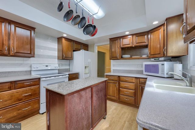 408 MARLOWE GARTH, Red Lion, PA 17356
