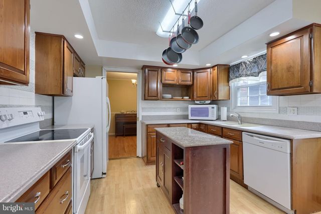 408 MARLOWE GARTH, Red Lion, PA 17356