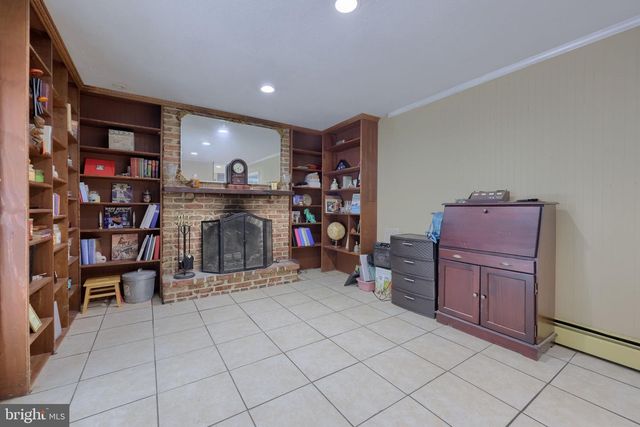 408 MARLOWE GARTH, Red Lion, PA 17356