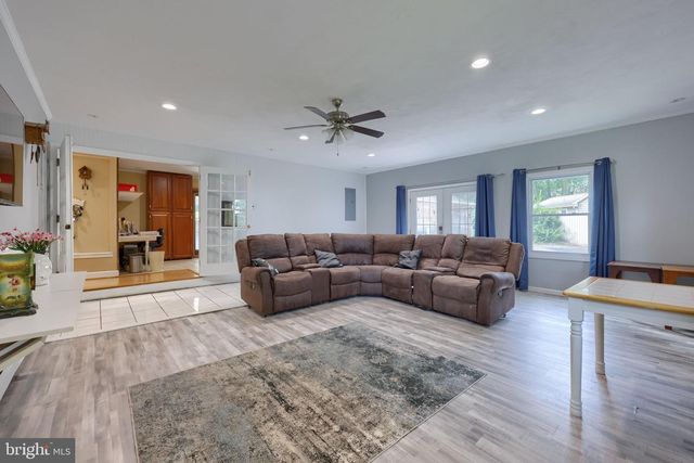 408 MARLOWE GARTH, Red Lion, PA 17356
