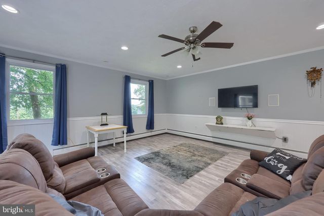 408 MARLOWE GARTH, Red Lion, PA 17356