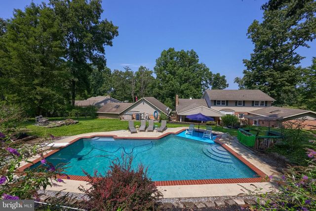 408 MARLOWE GARTH, Red Lion, PA 17356