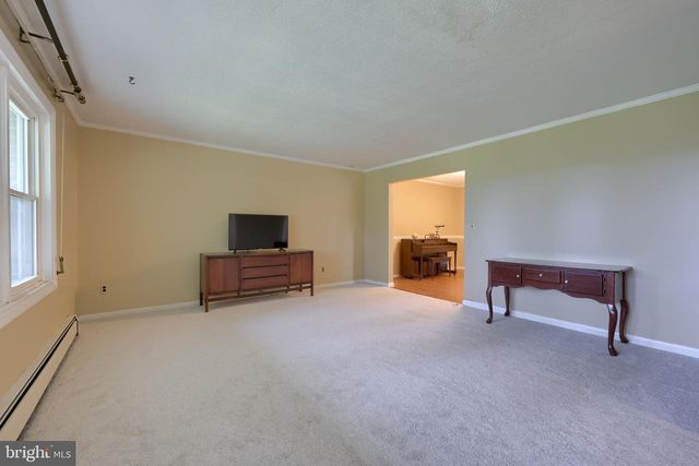 408 MARLOWE GARTH, Red Lion, PA 17356