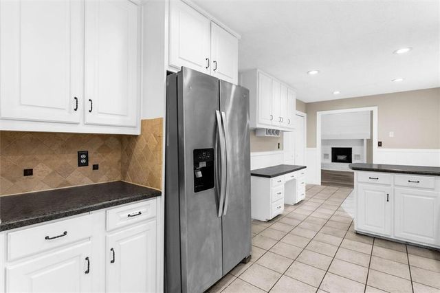 3722 Southgate Drive SW, Lilburn, GA 30047