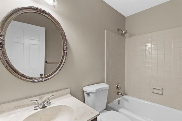 3722 Southgate Drive SW, Lilburn, GA 30047