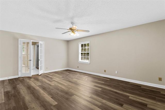 3722 Southgate Drive SW, Lilburn, GA 30047