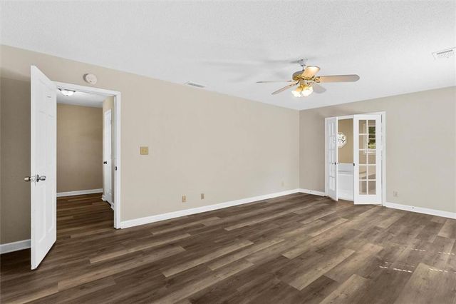 3722 Southgate Drive SW, Lilburn, GA 30047