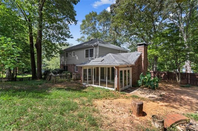 3722 Southgate Drive SW, Lilburn, GA 30047