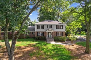 3722 Southgate Drive SW, Lilburn, GA 30047