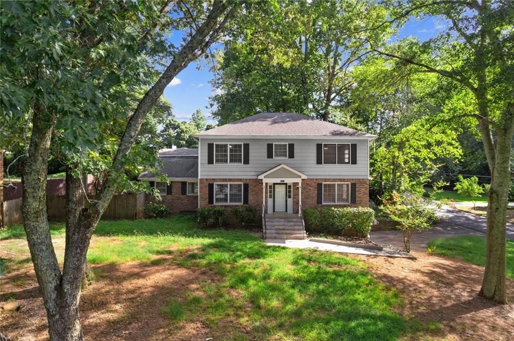 3722 Southgate Drive SW, Lilburn, GA 30047