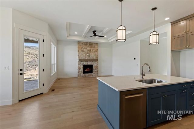 6314 E One Tree Place, Eagle, ID 83714