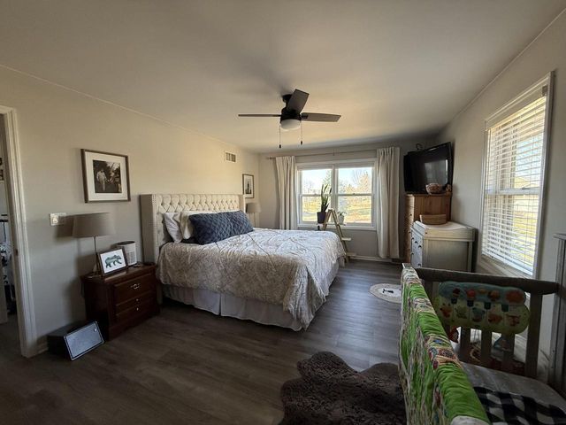 W144N10772 Lincoln DRIVE, Germantown, WI 53022