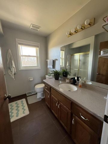 W144N10772 Lincoln DRIVE, Germantown, WI 53022