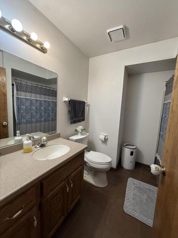 W144N10772 Lincoln DRIVE, Germantown, WI 53022