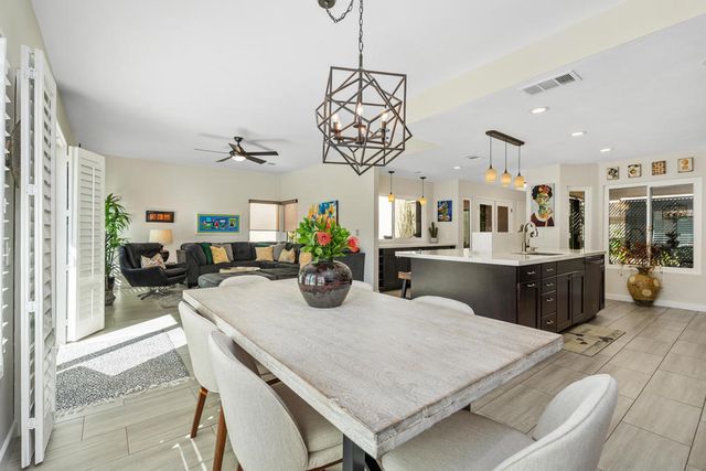 109 Verde Way, Palm Desert, CA 92260