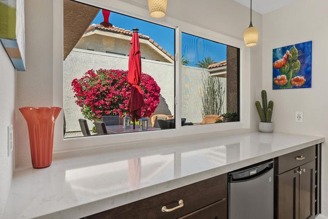 109 Verde Way, Palm Desert, CA 92260