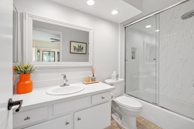 109 Verde Way, Palm Desert, CA 92260