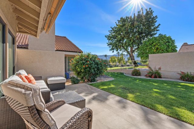 109 Verde Way, Palm Desert, CA 92260