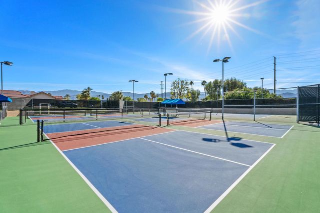 109 Verde Way, Palm Desert, CA 92260