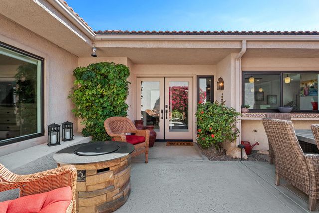 109 Verde Way, Palm Desert, CA 92260