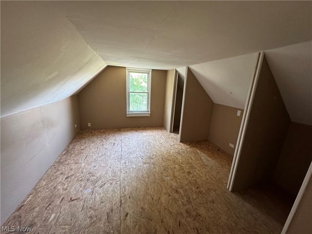 14148 Berwyn Avenue, Cleveland, OH 44111