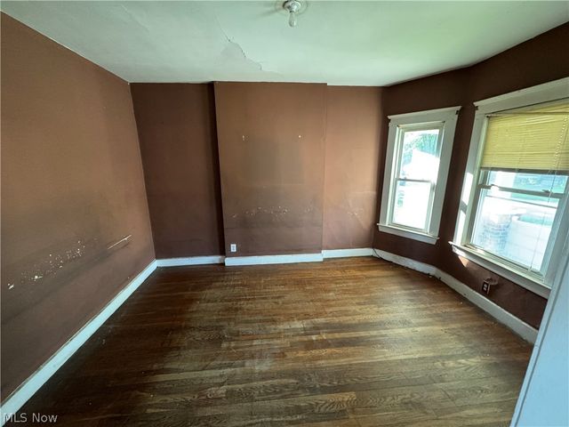 14148 Berwyn Avenue, Cleveland, OH 44111