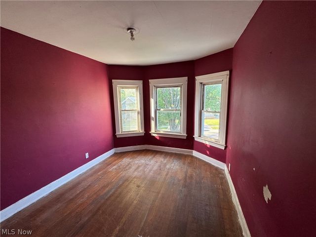 14148 Berwyn Avenue, Cleveland, OH 44111