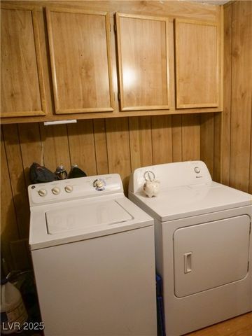 700 Kimberly Avenue, Pahrump, NV 89060