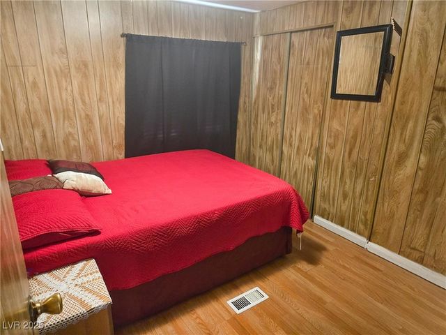 700 Kimberly Avenue, Pahrump, NV 89060