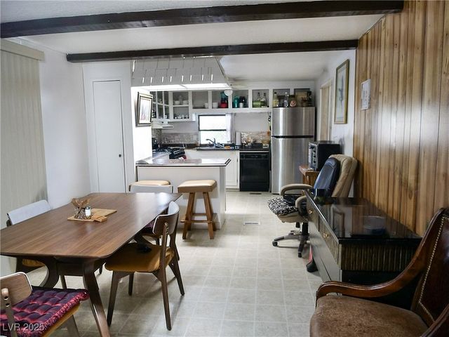 700 Kimberly Avenue, Pahrump, NV 89060