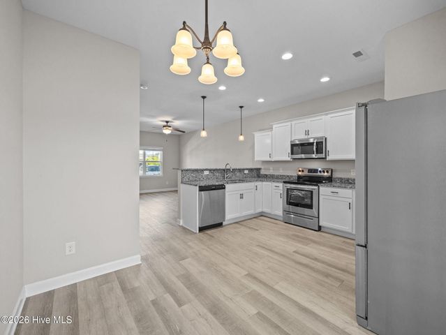 6 Outrigger Drive, Swansboro, NC 28584