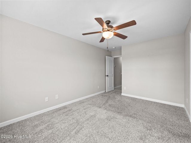 6 Outrigger Drive, Swansboro, NC 28584